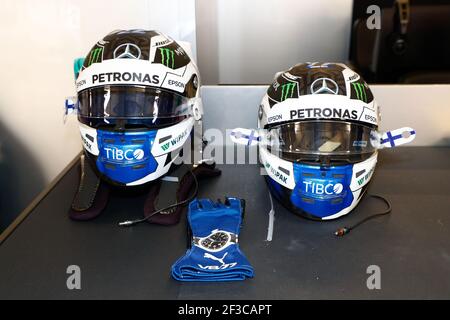 BOTTAS Valtteri (FIN), Mercedes AMG F1 Petronas GP W09 Hybrid EQ Power+, Helm, Kasque, während der Formel 1 FIA Weltmeisterschaft 2018, China Grand Prix, in Shanghai vom 12. Bis 15. April - Foto DPPI Stockfoto