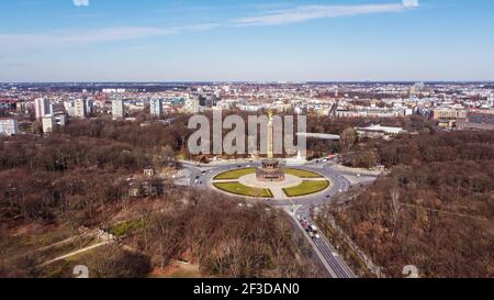 Berühmter Tiergarten im Stadtzentrum von Berlin Stockfoto