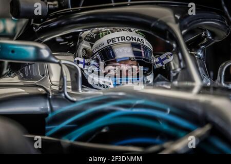 BOTTAS Valtteri (FIN), Mercedes AMG F1 Petronas GP W09 Hybrid EQ Power+, Portrait, Cockpit, Helm, Kaské, Während der Formel-1-Weltmeisterschaft 2018, großer Preis von Brasilien vom 08. Bis 11. November in Sao Paulo, Brasilien - Foto DPPI Stockfoto