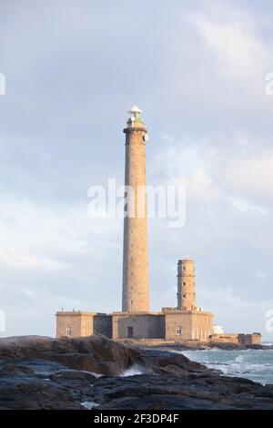 Leuchtturm Phare de Gatteville an der französischen Kanalküste im Departement Manche. Pointe de Barfleur, Halbinsel Cotentin, Normandie, Frankreich Stockfoto