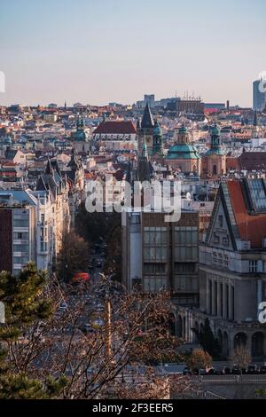 Čechův Most und Parizska Street - Blick vom Letna Park, Prag Stockfoto