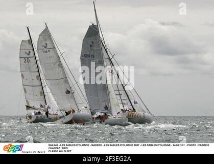 SEGELN - LES SABLES D'OLONNE - MADERE - LES SABLES D'OLONNE 2007 - LES SABLES D'OLONNE - 24/06/2007 - FOTO : FABRICE CHAPPAZ / DPPI CLASSE 40 / FLOTTE Stockfoto