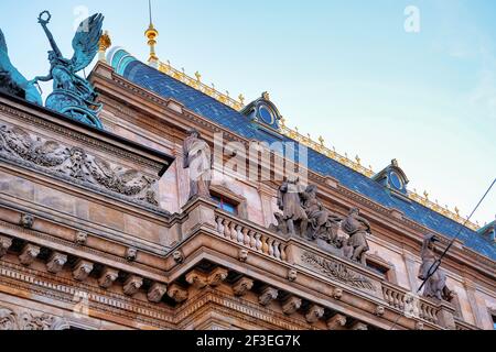 Schöne Fassade Details des Nationaltheaters von Prag Stockfoto