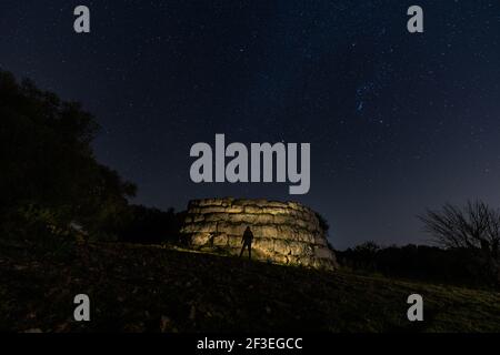 Prachtvolles Foto des talayot ​​ (vorrömische Konstruktion) der Artá ​​area, auf Mallorca, Balearen, Spanien. Stockfoto