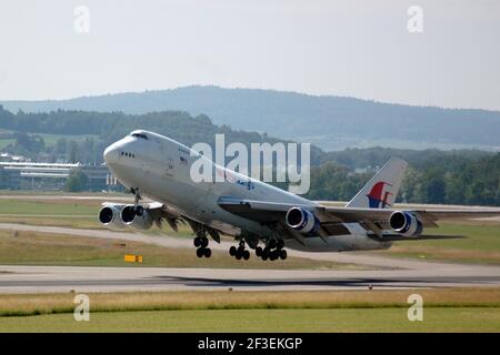 15-03-2021 - Generic Airplanes - TF-ATX - Malaysia Airlines - Boeing 747. Seriennummer 23711, Typ 747-236BSF. Erstflug am 13,02.1987, geliefert Stockfoto