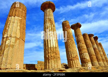 park des Tals der Tempel von Ercole Agrigento Sizilien Italien Stockfoto