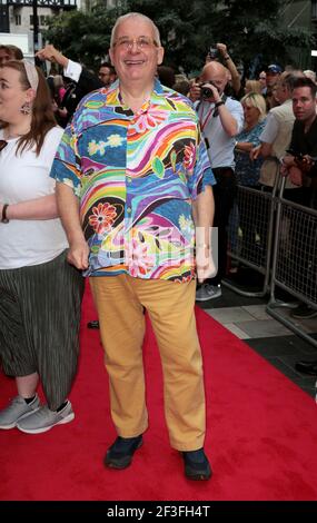 Jul 11, 2019 - London, England, UK - Joseph and the Amazing Technicolor Dreamcoat Press Night, Fotoausstellungen: Christopher Biggins Stockfoto