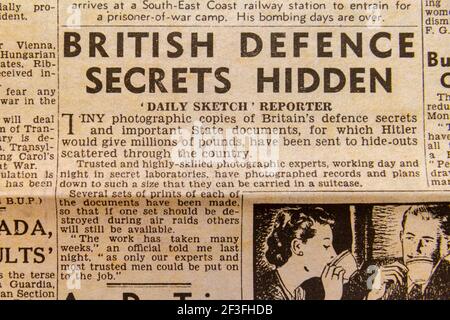 'British Defense Secrets Hidden' über das Kopieren der britischen Kriegspläne, Daily Sketch Zeitung (Replik), 29. August 1940 (während des Blitzes). Stockfoto