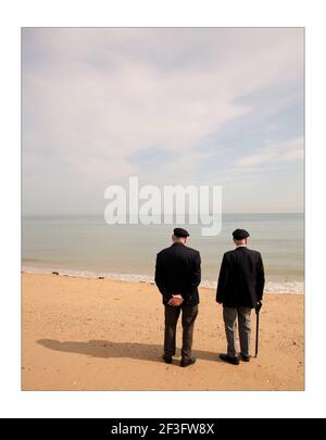 Brittish vetrans bei D Day gedenkfeiern in Colleville - Montgomery (Sword Beach Landing Site) in der Normandie, Frankreich. 5/6/2008 Fotografie von David Sandison The Independent Stockfoto