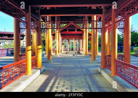 Chicago, Illinois, USA. Chinesische Pagode im Ping Tom Memorial Park in Chinatown. Stockfoto