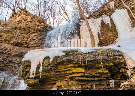 Billy Green Waterfalls Hamilton Ontario Kanada im Winter Stockfoto