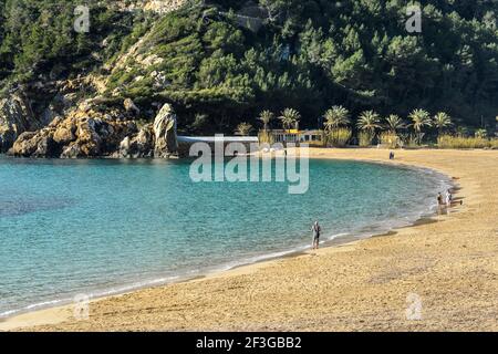 Cala San Vicente. Einer der berühmten Strände der Nordküste der Insel Ibiza. Stockfoto