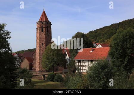 Die römisch-katholische Filialkirche St. Georg in Wenigentaft, Buttlar, Kreis Wartburg, Thüringen, Deutschland / die römisch-katholische Filialkirche S. Stockfoto