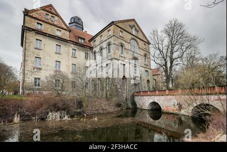 11. März 2021, Sachsen-Anhalt, Köthen: Blick auf Schloss Köthen. Ein Restaurator und Sammler historischer Tasteninstrumente stellt dem Schloss Köthen einen Teil seiner Sammlung zur Verfügung. Ab dem 16. Mai werden die Leihgaben in einer neuen Musicalien-Kammer ausgestellt. Foto: Jan Woitas/dpa-Zentralbild/dpa Stockfoto