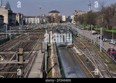 Brücke auf Cadorna Bahnhof in Mailand, Lombardei, Italien. Stockfoto