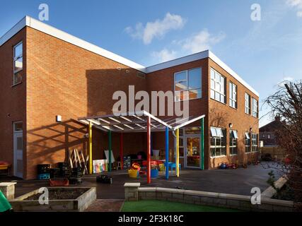 Mundella Primary School, Sheffield. Willmott Dixon hat eine neue Erweiterung für Mundella Primary School in Sheffield mit mehreren neuen classroo gebaut Stockfoto