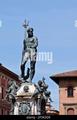 Die Statue Nettuno (Neptun) Piazza del Nettuno Bologna Emilia-Romagna Italien C.1563 Stockfoto