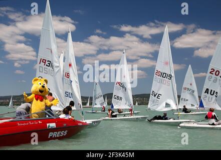 Laser Standard Men's U21 World & European Championships 2013 und Laser Radial Women's U21 World & European Championships 2013, Ungarn, Plattensee - 21/07/2013 - Foto Gabor TURCSI / DPPI - Stockfoto