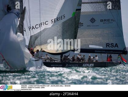 SEGELN - LOUIS VUITTON PACIFIC CUP - AUCKLAND (NZL) - 06/02/09 FOTO : GARETH COOKE / DPPI SHOSHOLOZA Stockfoto