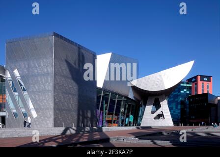 Außenansicht der Lowery Gallery, Salford Quays, Großbritannien Stockfoto