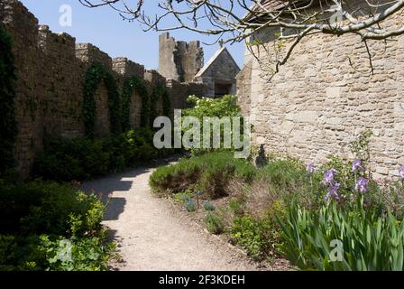 Mauer um die Kapelle des 14th Jahrhundert Farleigh Hungerford Castle, Somerset, England Stockfoto