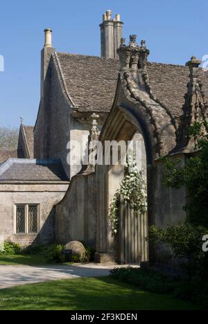 Lacock Abbey, einst Heimat von William Fox Talbot of Photography Fame, Wiltshire, England Stockfoto