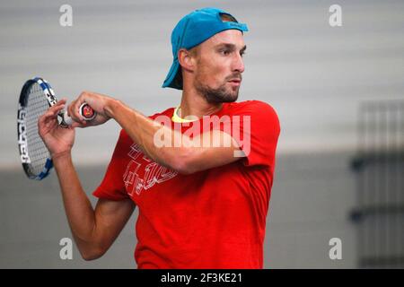 Der belgische Tennisspieler Ruben Bemelmans, aufgenommen während des belgischen Trainings in Brüssel am 14. November 2017 vor dem Davis Cup 2017 Endspiel am 14. November 2017 im Pierre Mauroy Stadion in Villeneuve-d'Ascq, bei Lille, Frankreich - Foto Geoffroy Van der Hasselt / DPPI Stockfoto