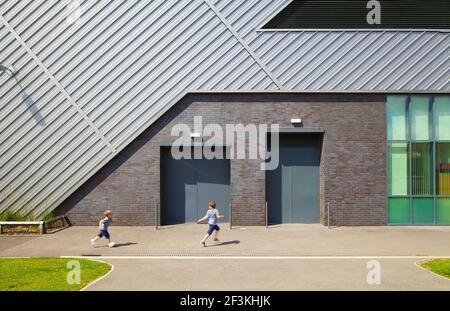 Knowsley Sportpark, Huyton, Merseyside. Neue Sport-Park und Einrichtungen, entworfen von Broadway Malyan in Knowsley Stockfoto