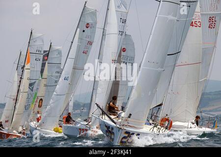 SEGELN - MINI FASTNET 2010 - DOUARNENEZ (FRA) - FOTO : GILDAS HEMON / DPPIILLUSTRATION START Stockfoto