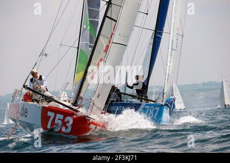 SEGELN - MINI FASTNET 2010 - DOUARNENEZ (FRA) - FOTO : GILDAS HEMON / DPPIILLUSTRATION START - MARE.DE UND FINANCIERE DE L'ECHIQUER Stockfoto