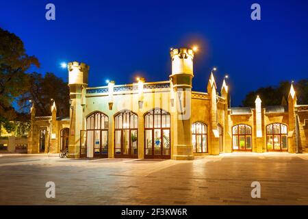 Narzan oder Narzannaya Galerie ist ein historisches Gebäude am Kurortny Boulevard in Kislowodsk Kurstadt in kaukasischen Mineralwässer Region, Stawropol Kra Stockfoto