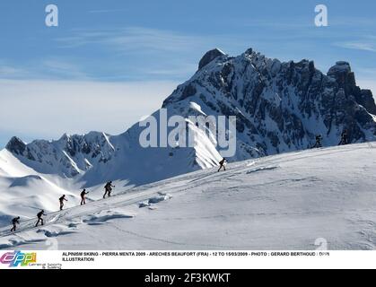 ALPINISMUS SKIFAHREN - PIERRA MENTA 2009 - ARECHES BEAUFORT (FRA) - 12 BIS 15/03/2009 - FOTO : GERARD BERTHOUD / DPPI ILLUSTRATION Stockfoto