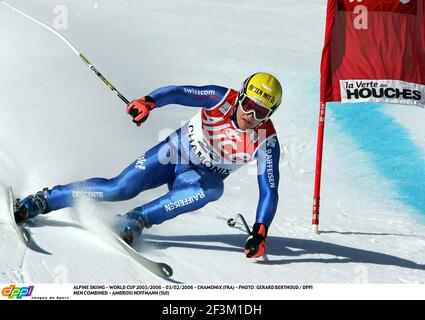 ALPINSKI - WM 2005/2006 - 03/02/2006 - CHAMONIX (FRA) - FOTO : GERARD BERTHOUD / DPPI MÄNNER KOMBINIERT - AMBROSI HOFFMANN (SUI) Stockfoto