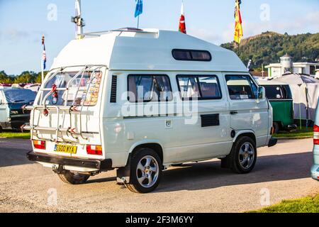 VW Bus Freunde aus aller Welt treffen sich beim Busfest / Vanfest in Great Malvern / Großbritannien Stockfoto