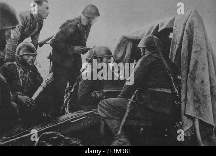 Zeitraum des Zweiten Weltkriegs. Aus deutschen Propagandanachrichten. Italienische Schützen an der Ostfront. 1942 Stockfoto