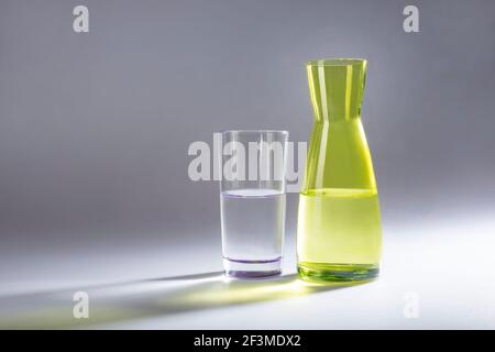 Studio Bild von Wasser Glas mit Freistellungspfad Stockfoto