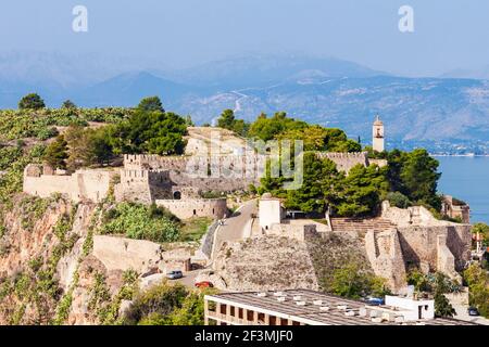 Stadtmauern der Akronafplia oder Acronauplia, bedeutet die innere Burg. Akronafplia Festung ist der älteste Teil der Stadt Nafplion in Griechenland. Stockfoto