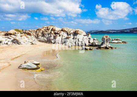 Strand Kolimbithres mit Schönheit Stein Felsen auf der Insel Paros in Griechenland Stockfoto