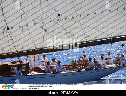 SEGELN - LES VOILES DE SAINT-TROPEZ 2007 - SAINT-TROPEZ (FRA) - 29/09 BIS 07/10/2007 FOTO : HEINRICH HECHT / DPPI MOONBEAM IV Stockfoto