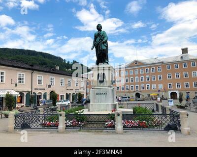 Statue von Wolfgang Amadeus Mozart in der Stadt Salzburg In Österreich 10.6.2018 Stockfoto