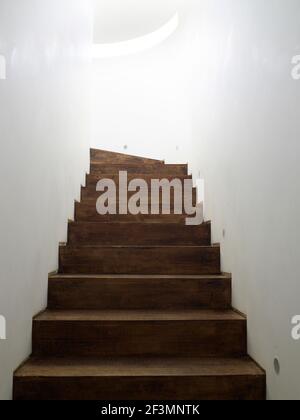 Holztreppe in brasilianischen Haus Stockfoto