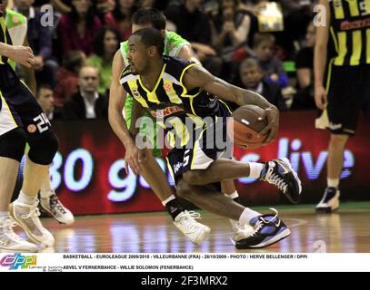 BASKETBALL - EUROLEAGUE 2009/2010 - VILLEURBANNE (FRA) - 28/10/2009 - FOTO : HERVE BELLENGER / DPPI ASVEL V FERNERBAHCE - WILLIE SOLOMON (FENERBAHCE) Stockfoto