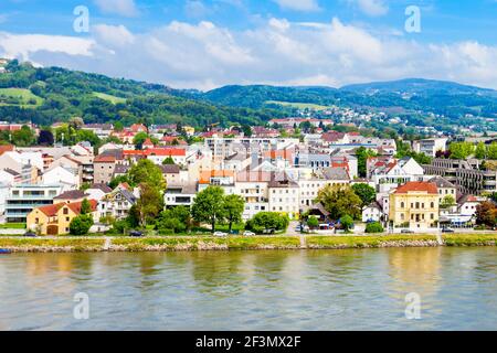 Linzer Innenstadt und Donau in Österreich. Linz ist die drittgrößte Stadt Österreichs. Stockfoto