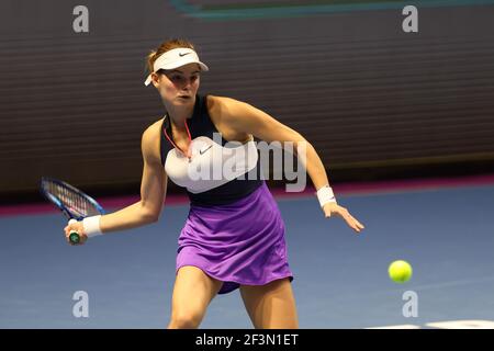 St. Petersburg, Russland. März 2021, 17th. Katarina Zavatska aus der Ukraine im Einsatz gegen Anastasia Gasanova aus Russland während der St.Petersburg Ladies Trophy 2021 Tennisturnier in der Sibur Arena.Endstand: (Anastasia Gasanova 2-1 Katarina Zavatska) (Foto von Maksim Konstantinov/SOPA Images/Sipa USA) Kredit: SIPA USA/Alamy Live News Stockfoto