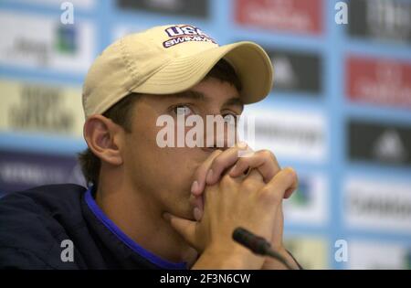 Olympiasieger Michael Phelps von US-Schwimmen bei einer Pressekonferenz bei der Weltmeisterschaft, in Barcelona 2003. Stockfoto