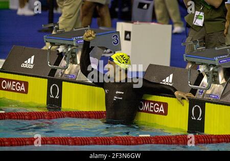 Der australische Schwimmer Ian Thorpe trägt einen schwarzen Jumpsuit während der Schwimmweltmeisterschaft in Barcelona 2003. Stockfoto