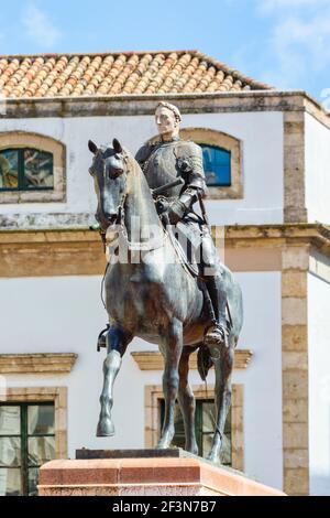 Reiterstatue auf der Plaza de las Tendillas von Gonzalo Fernandez de Cordoba, bekannt als El Gran Capitan, oder der große Kapitän, für seine militärischen Heldentaten Stockfoto