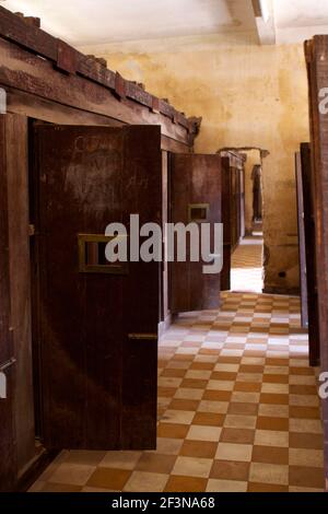 Das Tuol Sleng Genozid Museum ist eine ehemalige High School Verwendet als das berüchtigte Sicherheitsgefängnis 21 (S-21) von der Khmer Rouge Regime von 1975 bis zu seinem Fall Stockfoto
