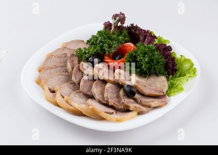 Kasachische Vorspeise in Scheiben geschnittener Kazy mit Pferdefleisch Stockfoto
