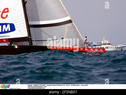 SEGELN - AMERICA'S CUP 2007 - VALENCIA LOUIS VUITTON ACT 10 - TAG 6 - VALENCIA (ESP) - 16/05/2006 FOTO : IGNACIO BAIXAULI / DPPI LUNA ROSSA CHALLENGE (ITA) Stockfoto